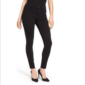 GOOD AMERICAN brand - GOOD LEGS black skinny jeans